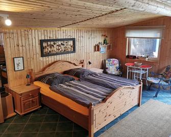 Haus am Seebusch - Schwarz - Habitación