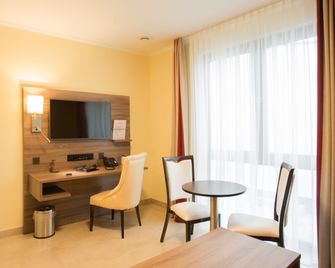 Naam Hotel & Apartments Frankfurt City-Messe Airport - Frankfurt am Main