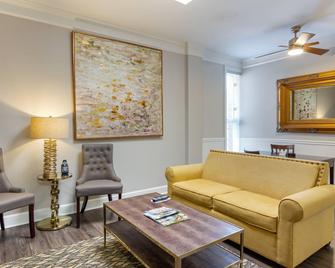 Church Street Inn Ascend Hotel Collection - Charleston - Living room
