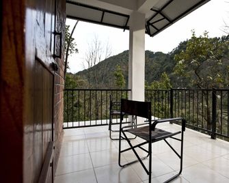 Corbett Riviera - Lansdowne - Balcón