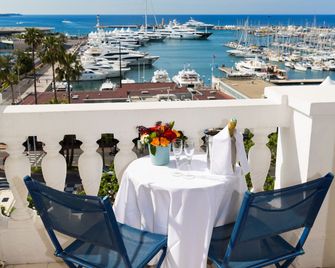 Hotel Splendid Cannes - Cannes - Balcony