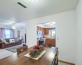Welcoming Condo in Davenport Central Location! - Davenport