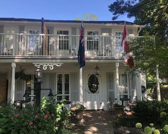 Harrogate House Inn - Niagara-on-the-Lake - Edificio
