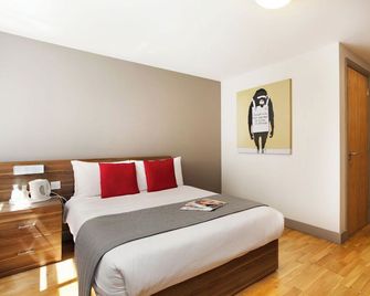 The Mitre Hotel Brighton - Brighton