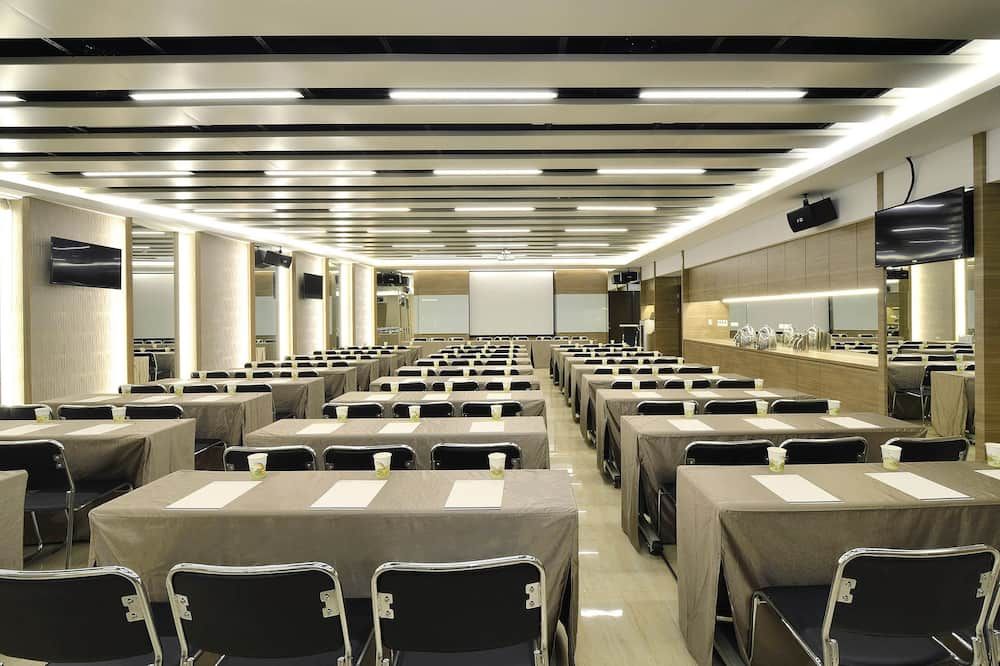 Tsun Huang Hotel - צ'יאי - חדר ישיבות
