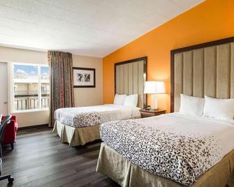 Fairmount Inn & Suites - Stroudsburg, Poconos - Delaware Water Gap - Bedroom