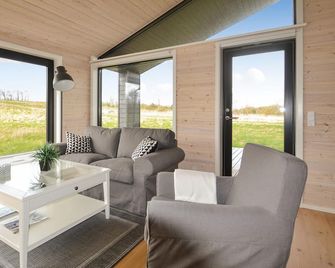 Three-Bedroom Holiday Home In Grenaa - Grenaa - Soggiorno