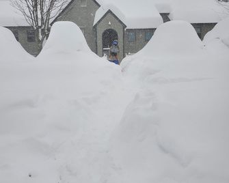 Winterplace E building - top of the Quad - Ludlow - Building