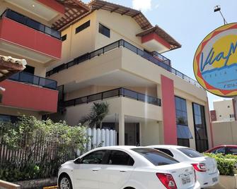 Via Mar Praia Hotel - אראקאז'ו - בניין