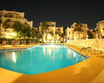 Serhan Hotel - Bodrum - Pool