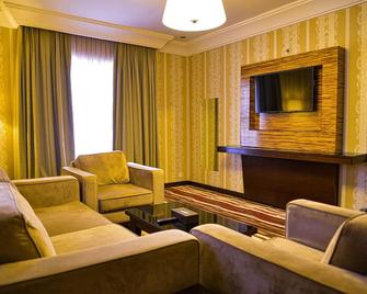 Crown Town Hotel - Džidda - Obývací pokoj