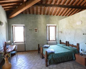 Ostello Villa Redenta - Spoleto - Bedroom