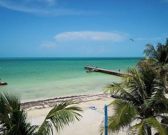 El Faro Beach Front By Óol Hotels - Holbox - Pláž
