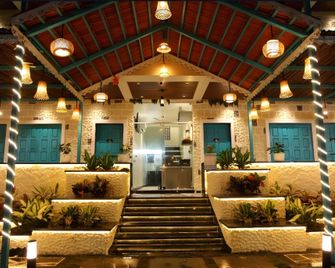 Amoura Farms - Nagpur - Lobby