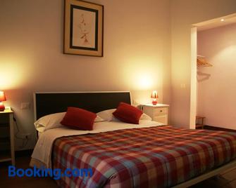 Tenuta Agricola Fonte di Papa - Monterotondo - Bedroom