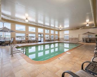 Heartland Inn & Suites, SureStay Collection by Best Western - Park Rapids - Pool