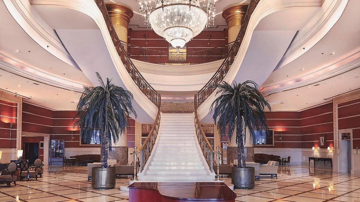 Corniche Hotel Sharjah