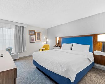 Hampton Inn Akron/Fairlawn - Кантон Акрон - Спальня