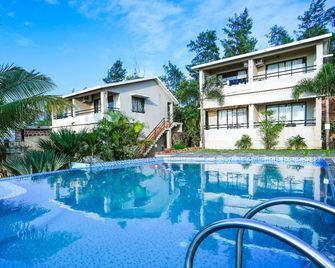 Nakshatra Beach Resort - Ganpati Pule - Pool