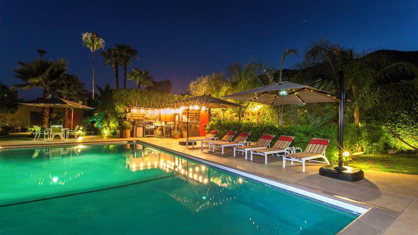 Desert Riviera Hotel