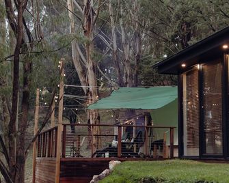 Mirador Springs Retreat - Supa Luxe Glamping - Warragul