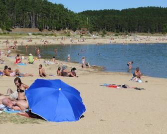 Maisonnette Jumelée 2 - lac de Saint Ferréol - Revel - Plage