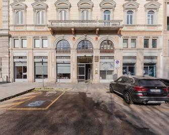 GuestHost - Arco della Pace Central Apartment - Milà - Edifici