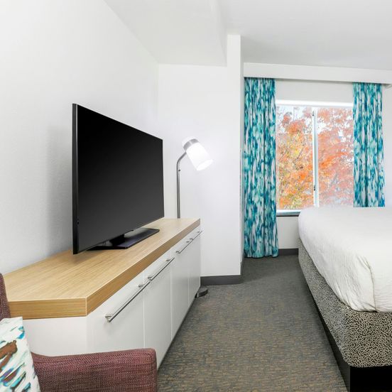 Hilton Garden Inn Tulsa South image 1