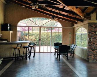 Lake Forest Comfortable House - Izcalli