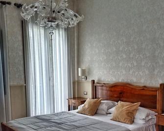 Relais Totì BeB bed e breakfast - Mogliano Veneto - Habitación