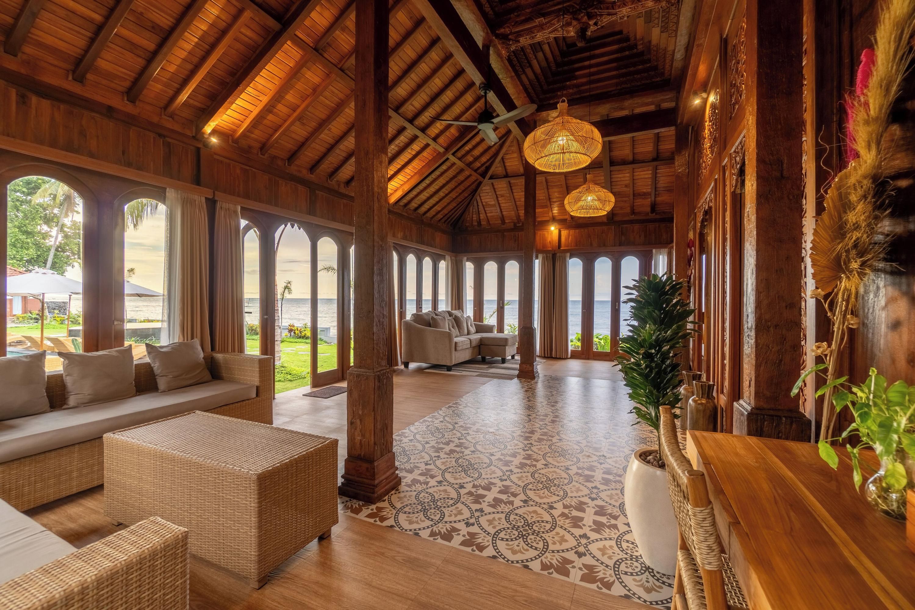 Dani Beach Villa - Beachfront Villas in Tejakula - Tejakula