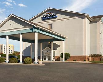 Baymont by Wyndham Elizabethtown - Elizabethtown - Building
