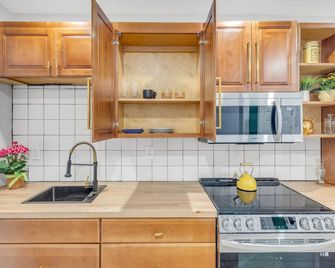 Patio Central City W Oxford St 1br - Philadelphia - Kitchen