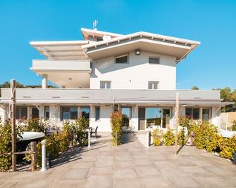Razione K Appartamenti & Spa - Casal Velino - Edificio