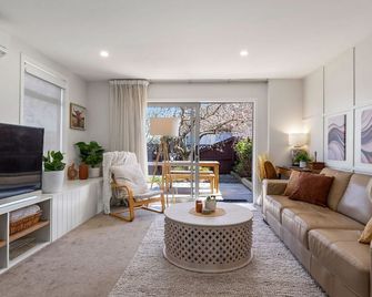Charming Central Stay - Cosy Comfort and Free Parking - Christchurch - Stue