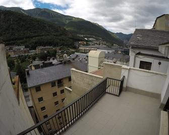 Somriu Hotel City M28 - Andorra la Vella - Balkon