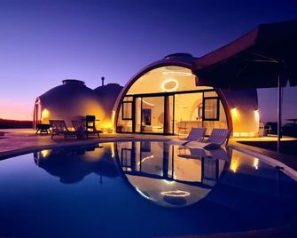 Reverie Kalahari Pod - Mariental - Piscina