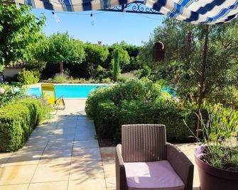 House with private pool and green garden at the foot of the Luberon - La Motte-d'Aigues - Piscina