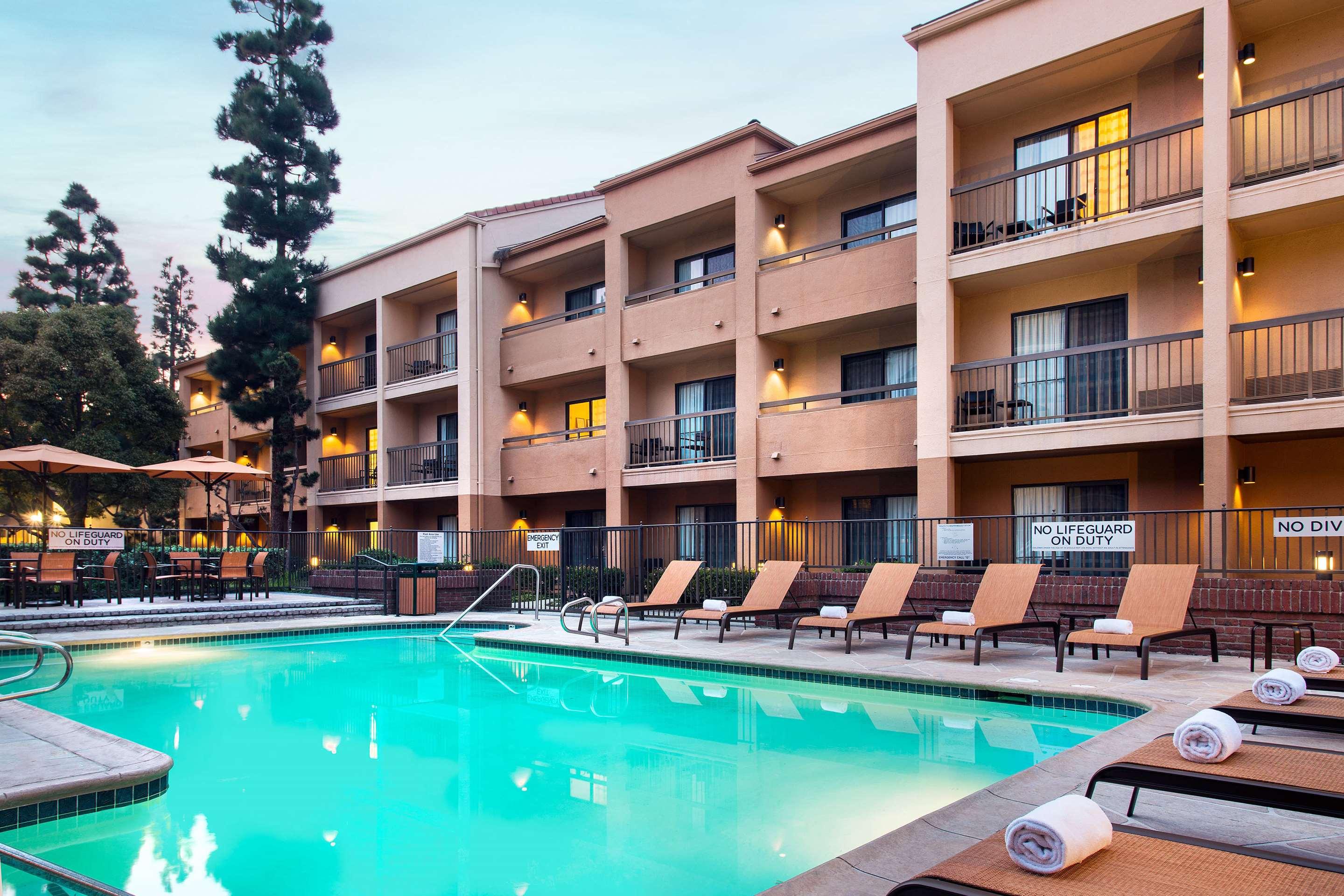 16 Best Hotels in Sherman Oaks. Hotels from C$ 170/night - KAYAK