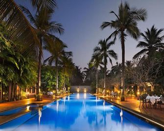 Sunray Village Resort - Visakhapatnam - Pool