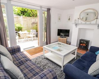 Homestead Cottage - Shipston-on-Stour - Living room