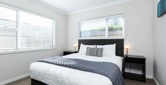 Beach Street Motel Apartments - New Plymouth - Schlafzimmer