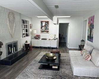 Palo Alto Furnished Eichler Mid Century House with pool - Palo Alto