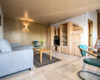 Ferienhaus Haus am See mit Wassergrundstück - Lärz - Stue