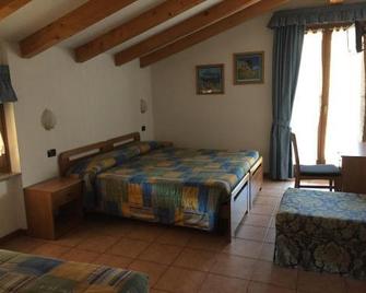 Residence Cima Tosa - Andalo - Schlafzimmer