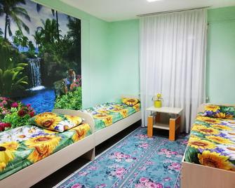 Hostel Podsolnuh - Barnaúl - Habitación