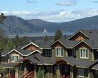 Running Y Ranch Vacation Home Rentals - Klamath Falls - Gebäude