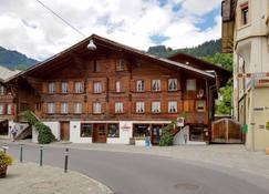 Apartment Marie-Soleil Sud by Interhome - Gstaad - Byggnad