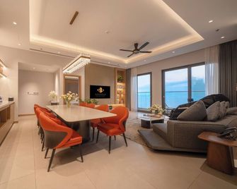 Adamas Boutique Hotel Nha Trang - Να Τρανγκ