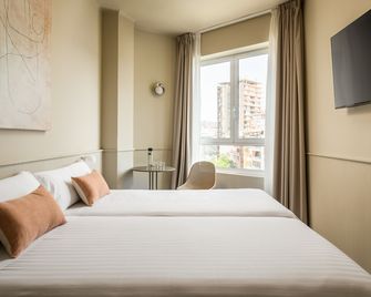 BYPILLOW The Bloom - Girona - Phòng ngủ